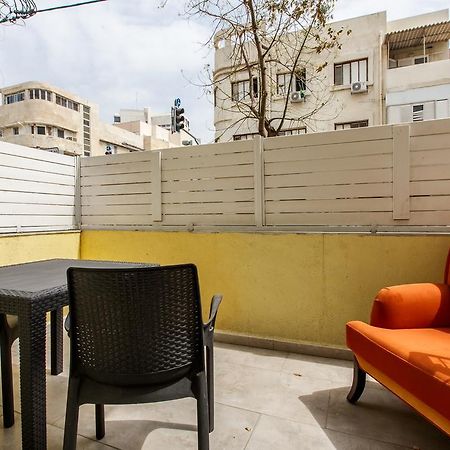 Chic Apartments By The Beach Tel Aviv Exteriör bild