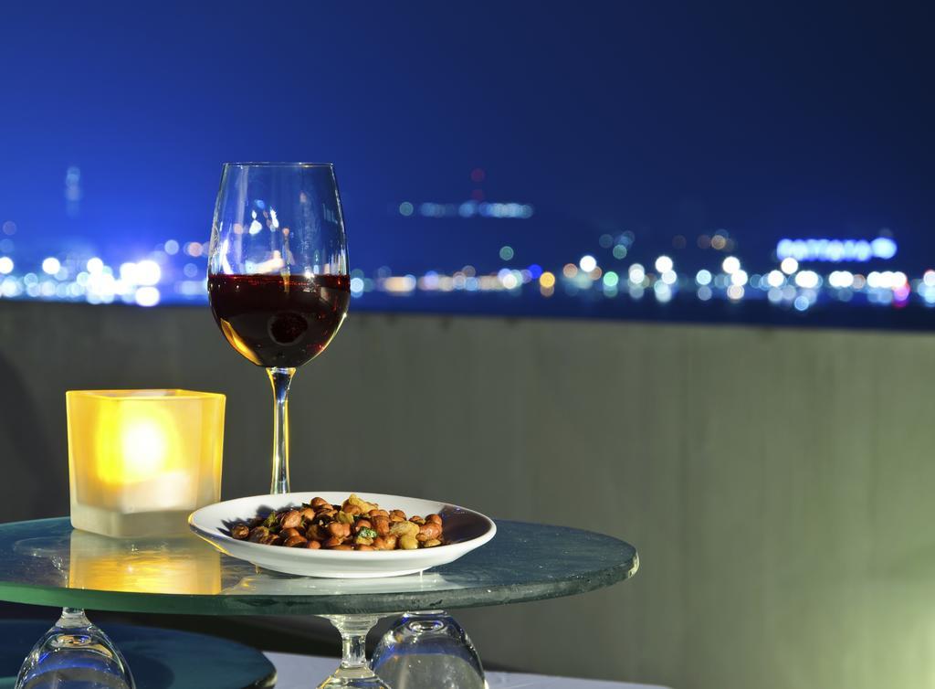 Chic Apartments By The Beach Tel Aviv Rum bild
